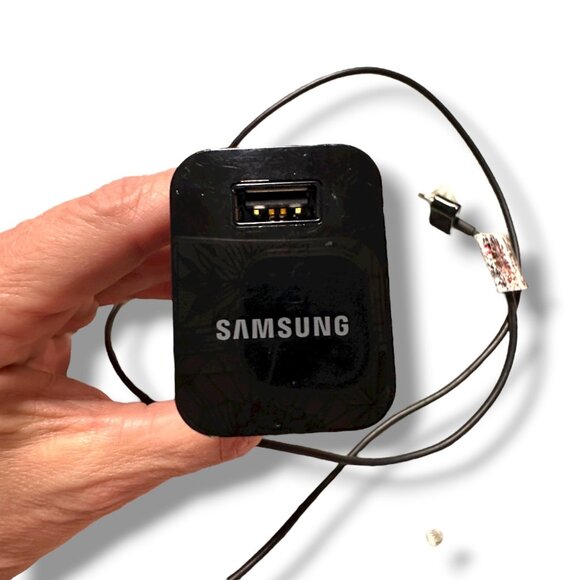 Samsung Galaxy Tab SCH-I800 7-Inch 16GB Wi-Fi & 3G Verizon Tablet Black Android - Picture 11 of 16